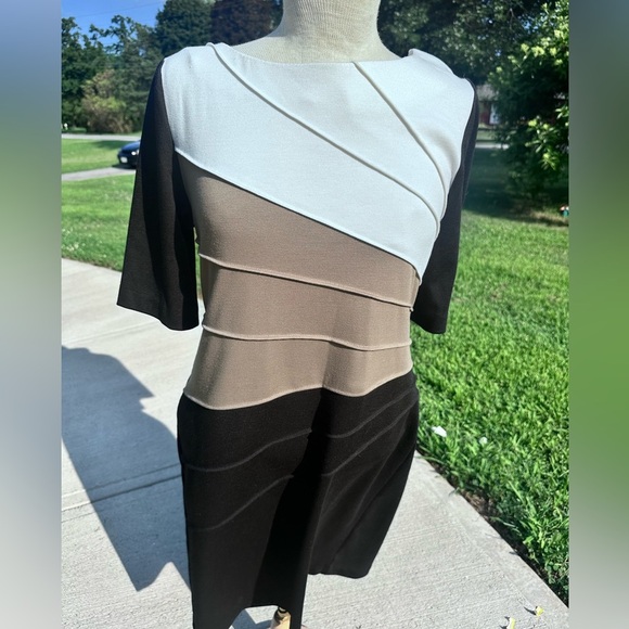 Connected Apparel Color Block Dress - Picture 1 of 5